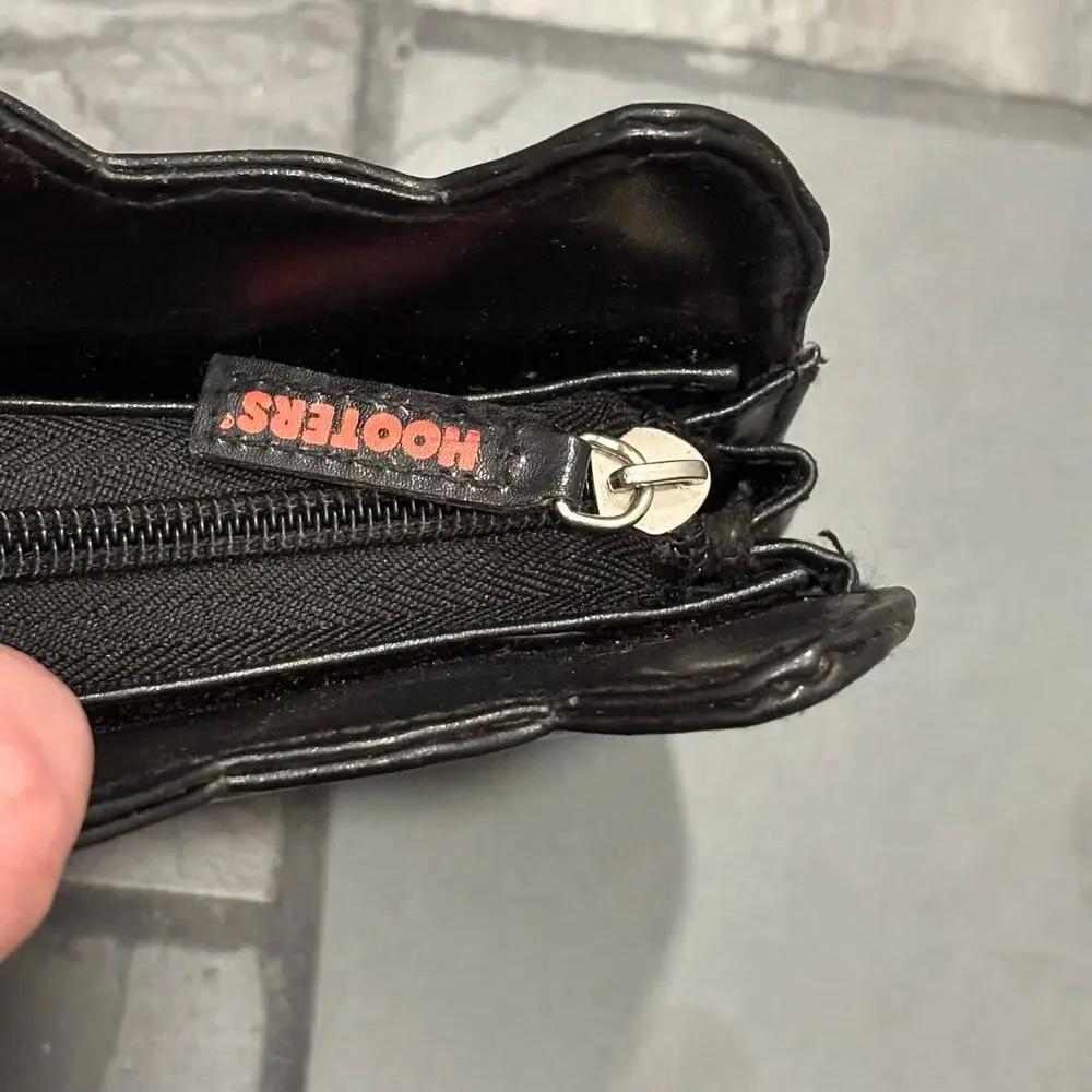 Hooters Novelty Wristlet Change Purse